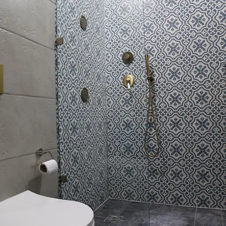Rooster Apartament Atena